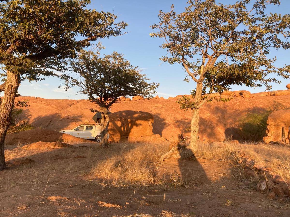 Ozohere Campsite And Himba Village Uis Εξωτερικό φωτογραφία