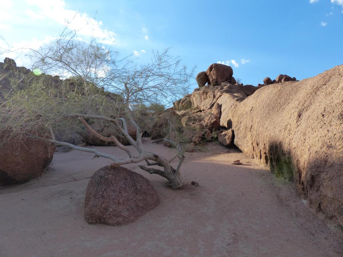 Ozohere Campsite And Himba Village Uis Εξωτερικό φωτογραφία