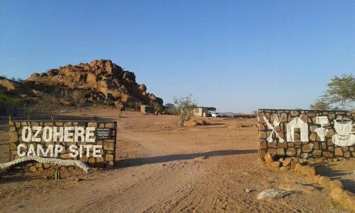 Ozohere Campsite And Himba Village Uis Εξωτερικό φωτογραφία