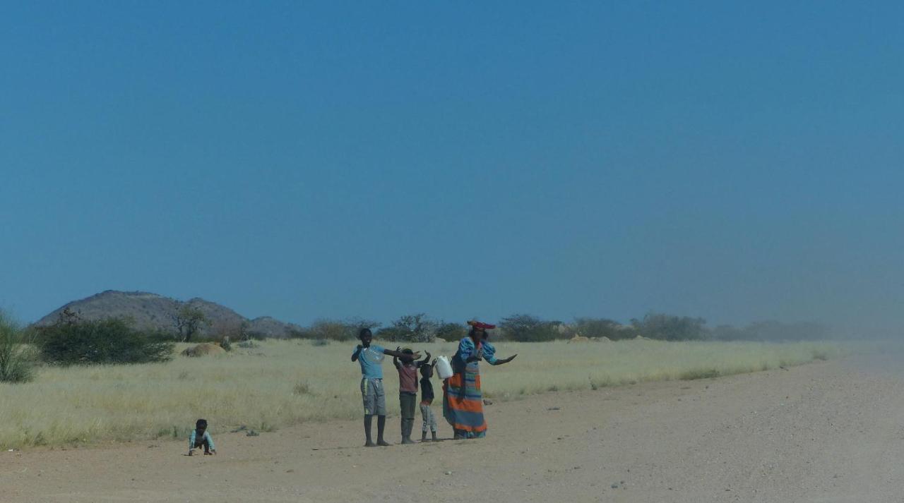 Ozohere Campsite And Himba Village Uis Εξωτερικό φωτογραφία